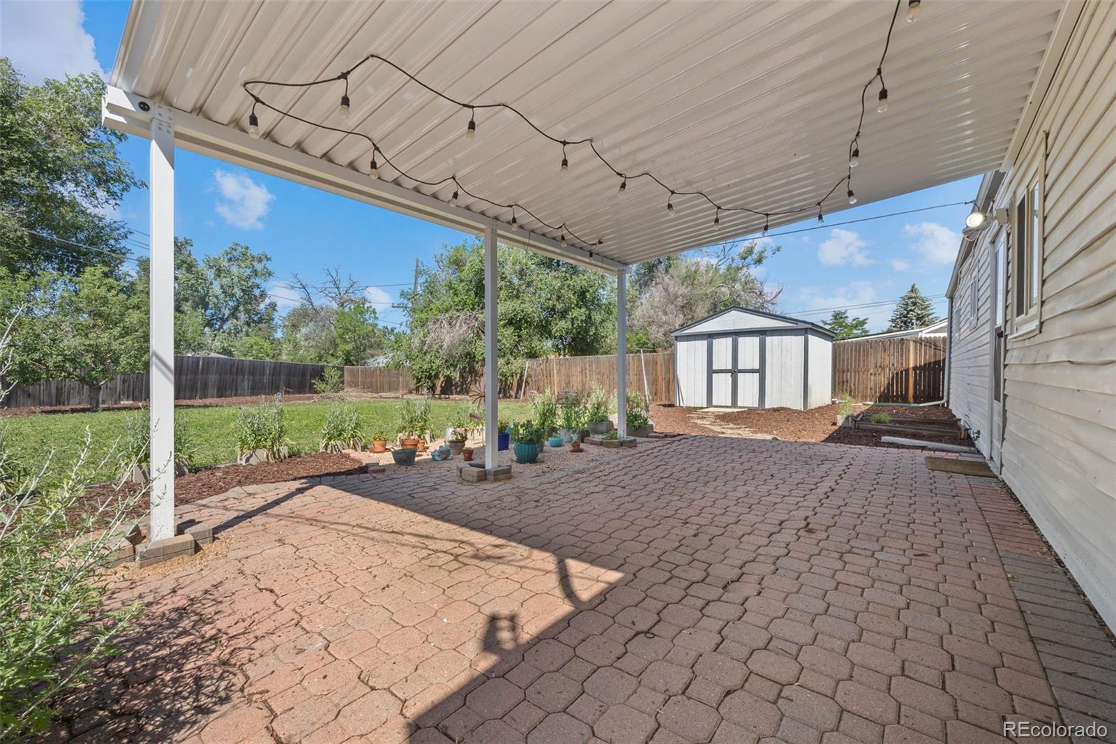 707 Uvalda Street Aurora CO 80011