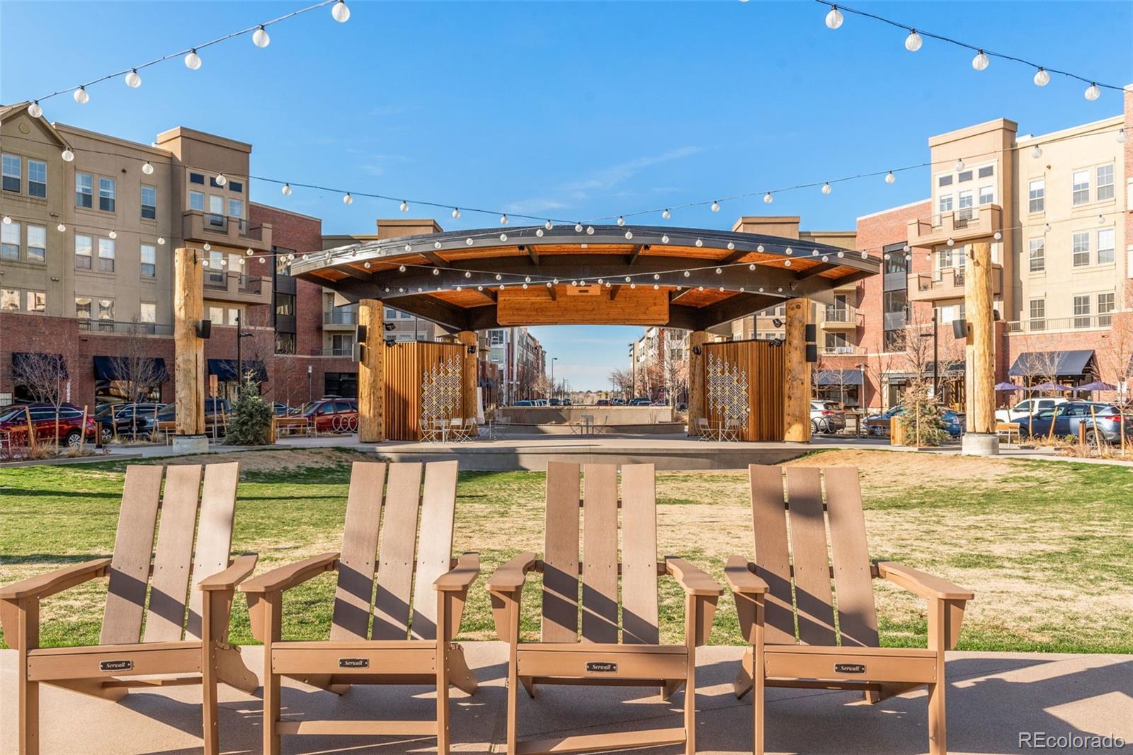 707 Uvalda Street Aurora CO 80011