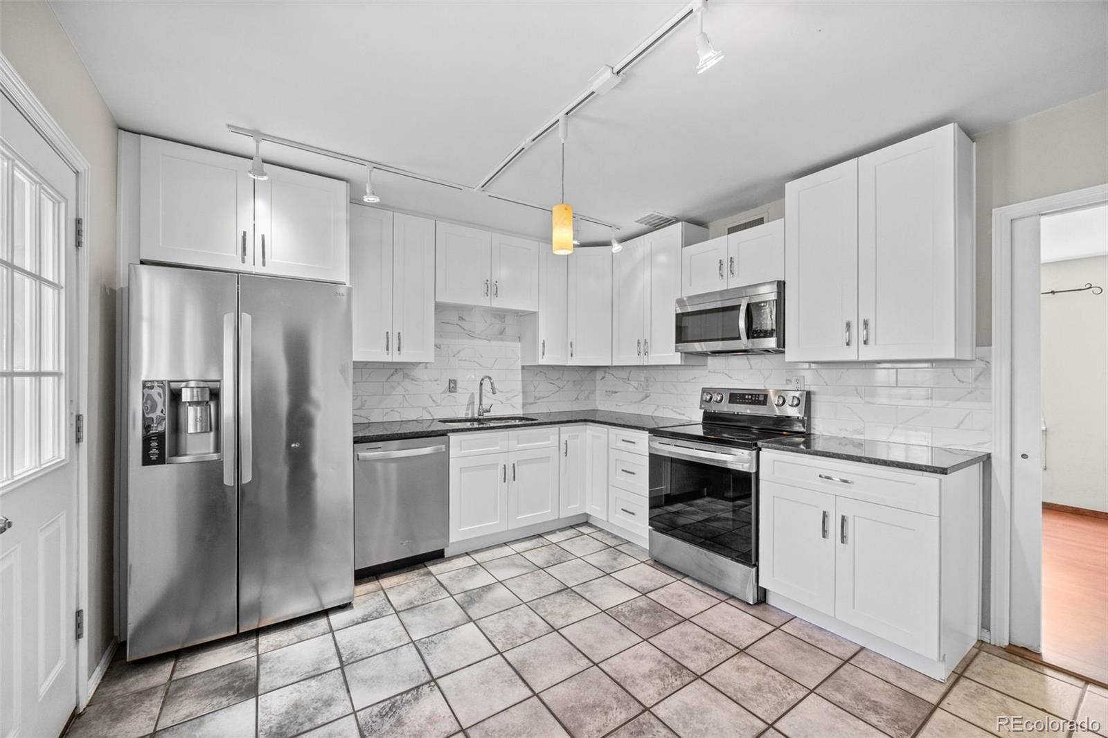 707 Uvalda Street Aurora CO 80011