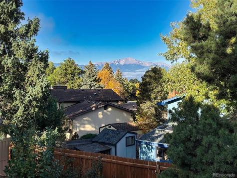 5040 Escapardo Way Colorado Springs CO 80917