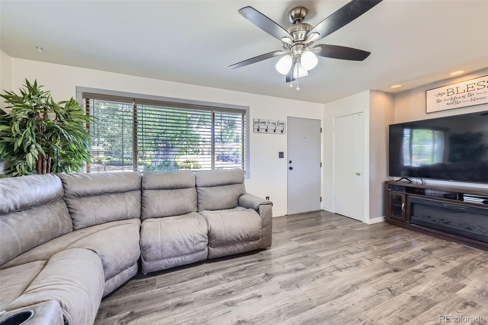 1166 W 98th Avenue Northglenn CO 80260
