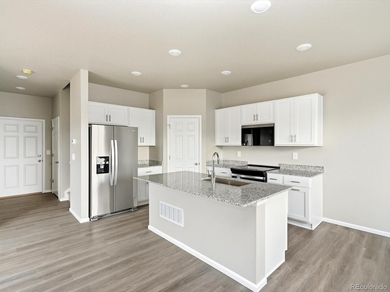 2233 E 164th Avenue Thornton CO 80602