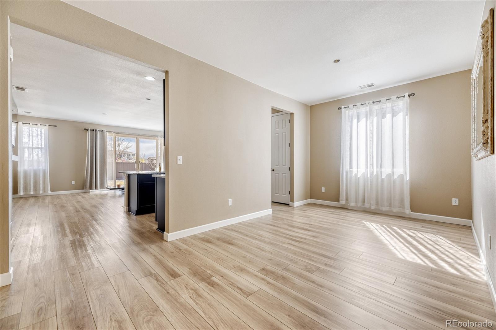 27824 E 9th Lane Aurora CO 80018