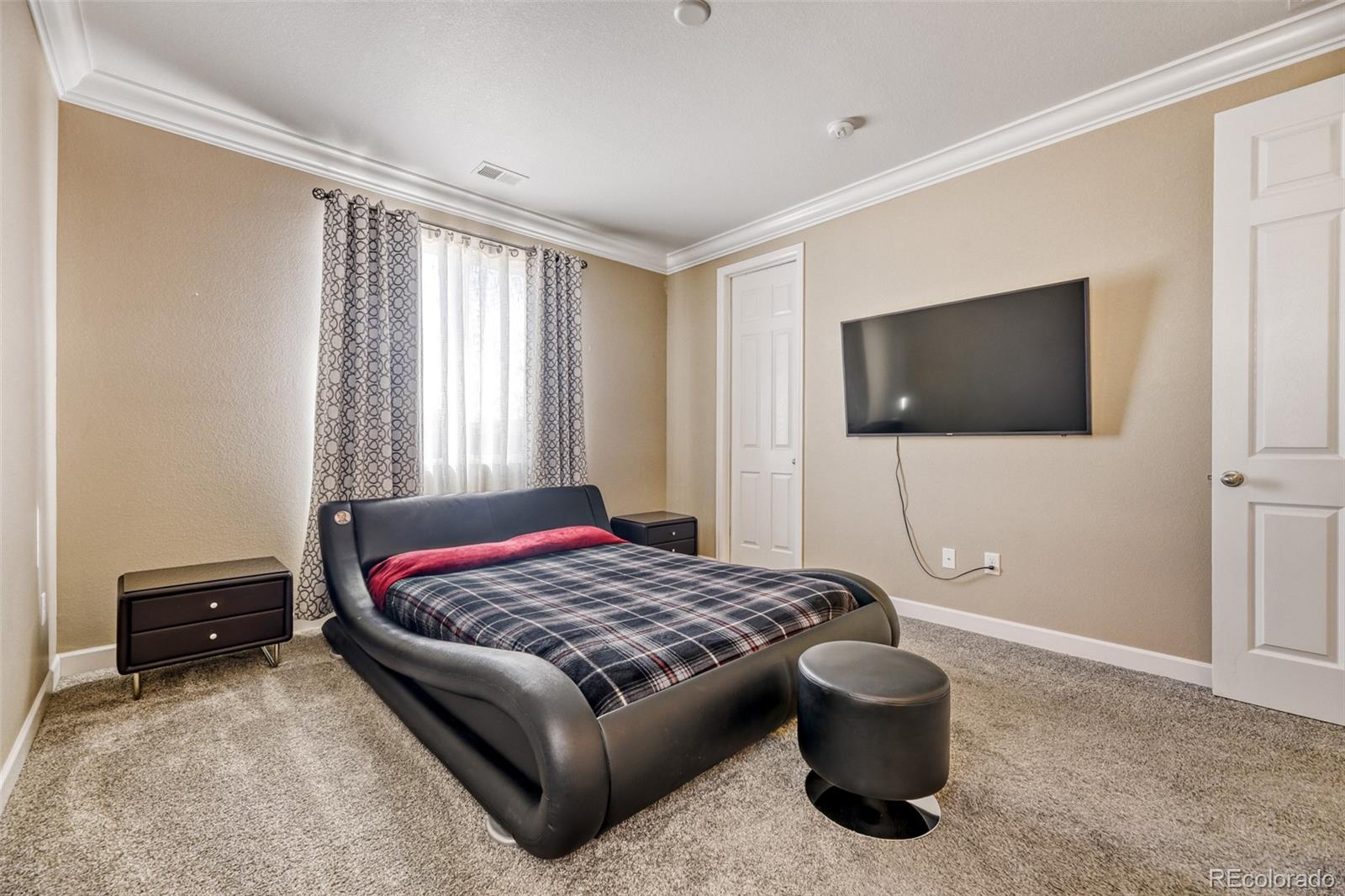 27824 E 9th Lane Aurora CO 80018