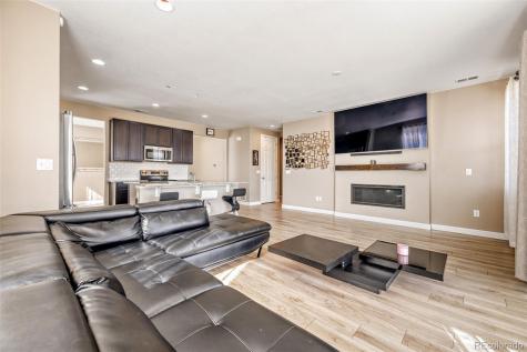 27824 E 9th Lane Aurora CO 80018