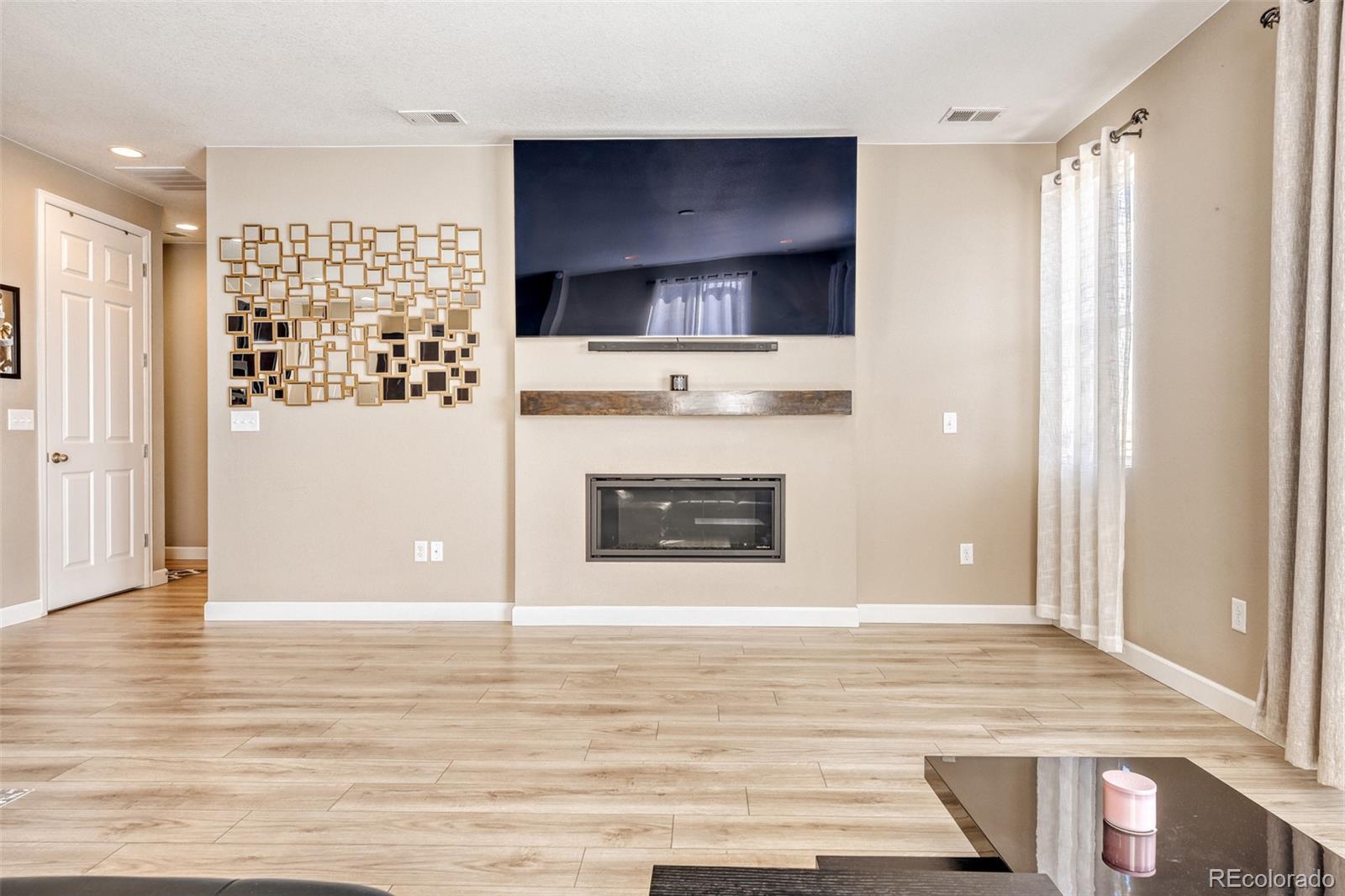 27824 E 9th Lane Aurora CO 80018
