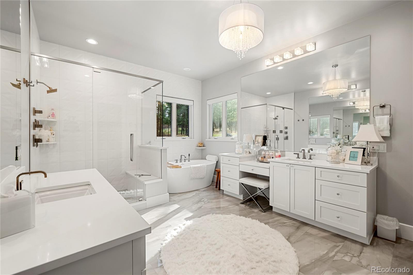 1188 Sky View Lane Larkspur CO 80118