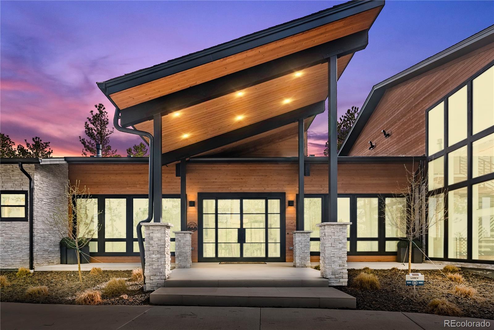 1188 Sky View Lane Larkspur CO 80118