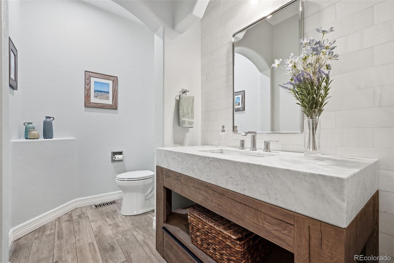 417 E Fairchild Drive Highlands Ranch CO 80126