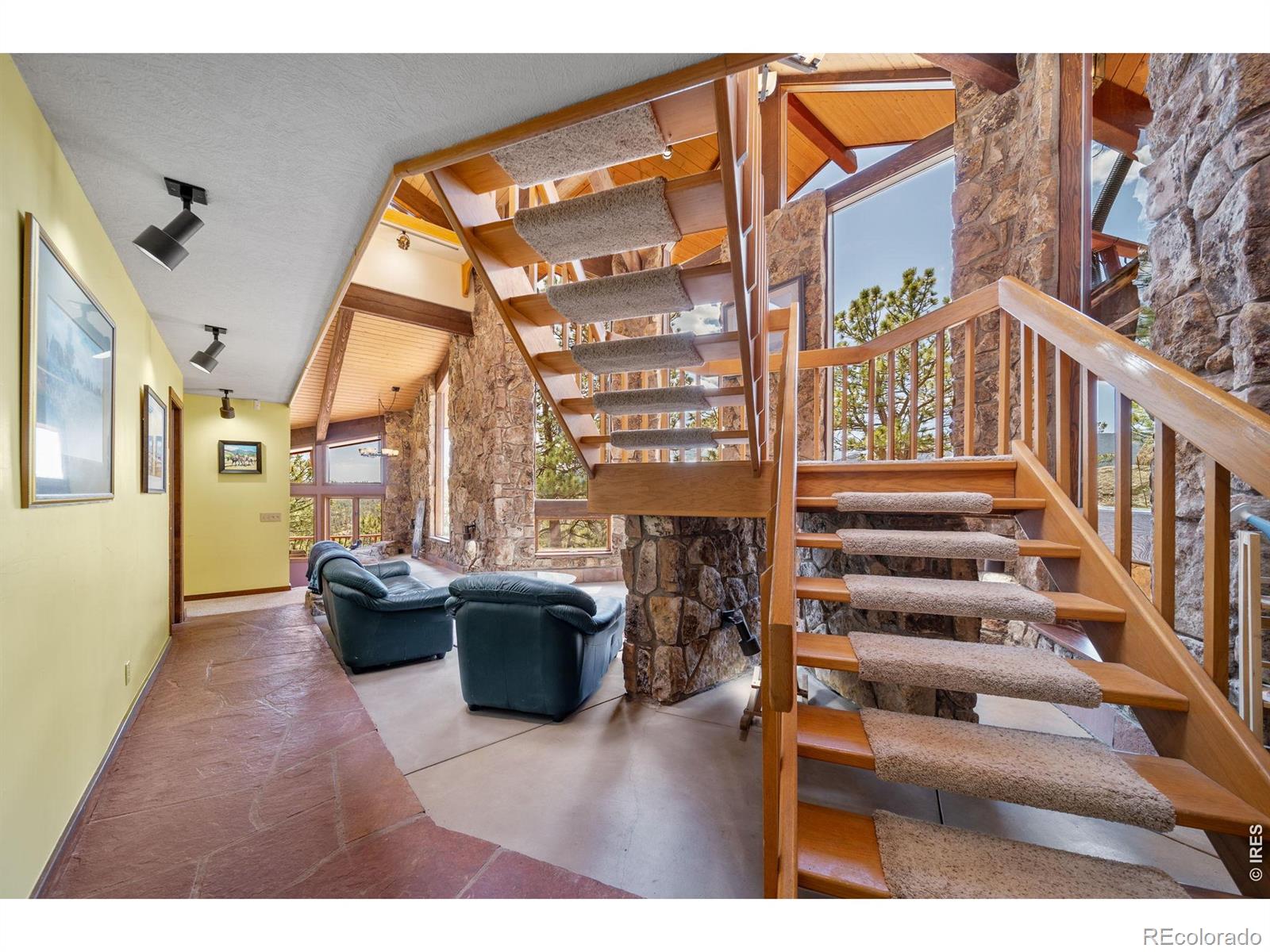 1692 Kiowa Road Lyons CO 80540