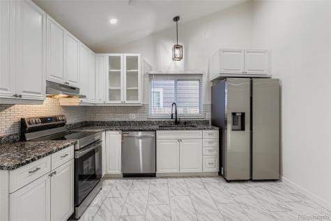 1685 Ensenada Way Aurora CO 80011