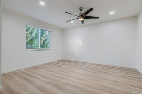 1685 Ensenada Way Aurora CO 80011