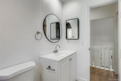 1685 Ensenada Way Aurora CO 80011