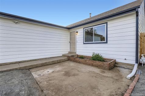 1685 Ensenada Way Aurora CO 80011