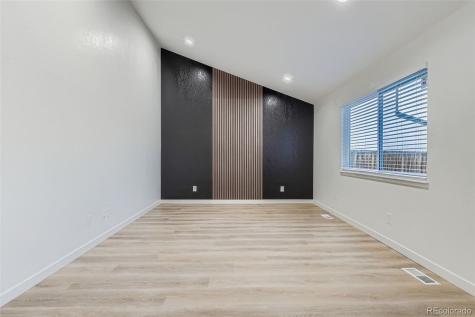 1685 Ensenada Way Aurora CO 80011