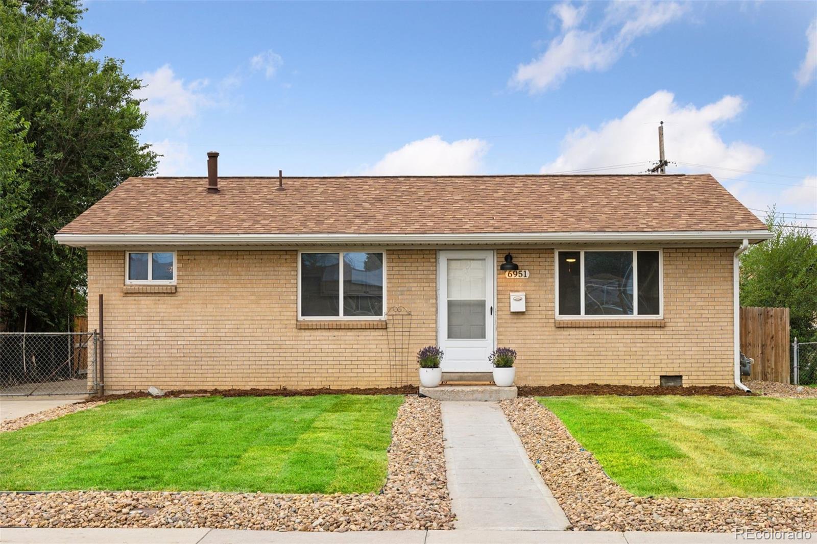 6951 Leyden Street Commerce City CO 80022