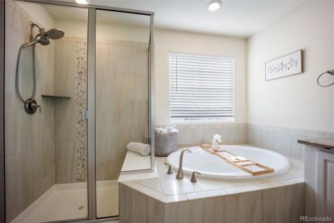 8255 S Vandriver Way Aurora CO 80016