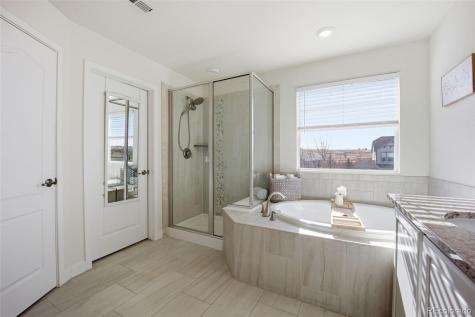 8255 S Vandriver Way Aurora CO 80016