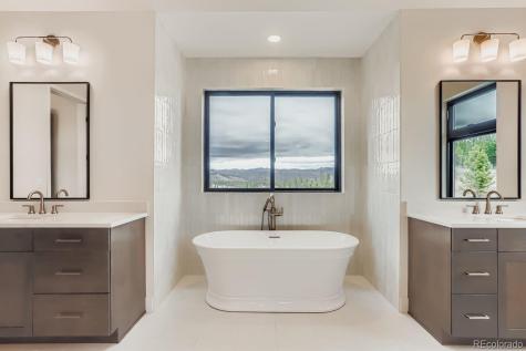 967 W Elk Meadows Drive Tabernash CO 80478