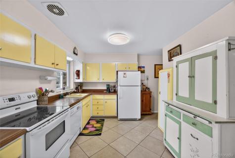 6436 Iris Way Arvada CO 80004