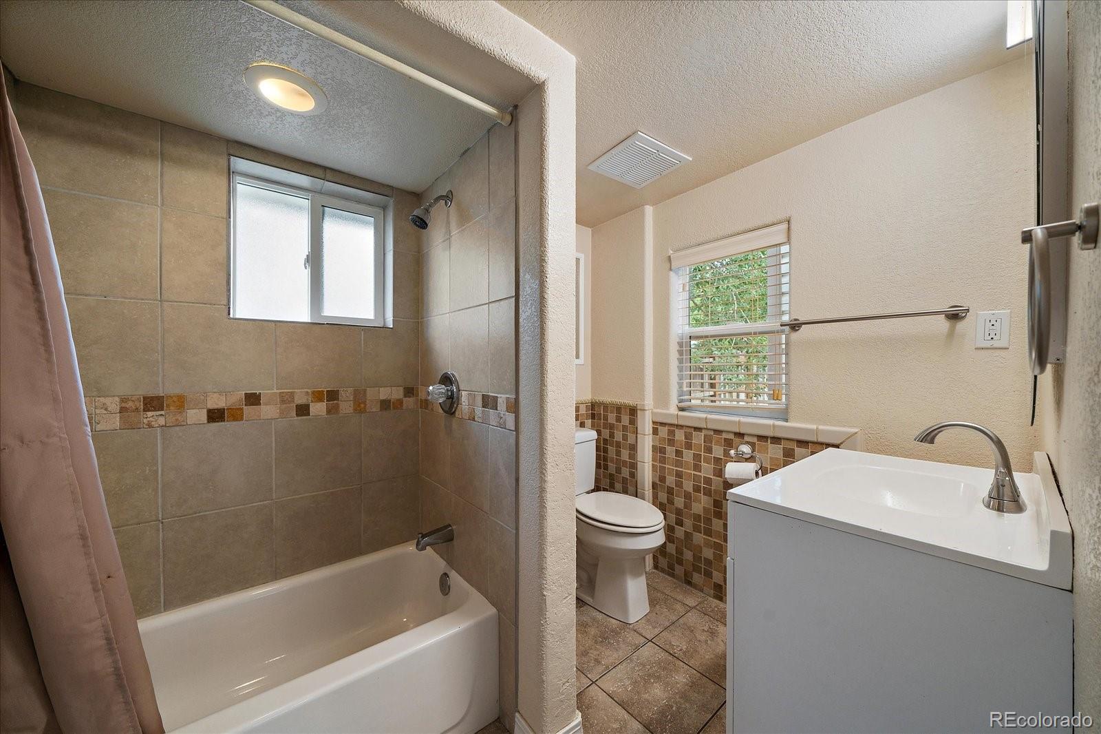 36 Reed Place Longmont CO 80504