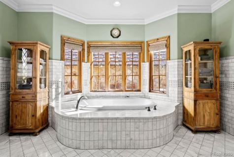 4340 Foxchase Way Colorado Springs CO 80908