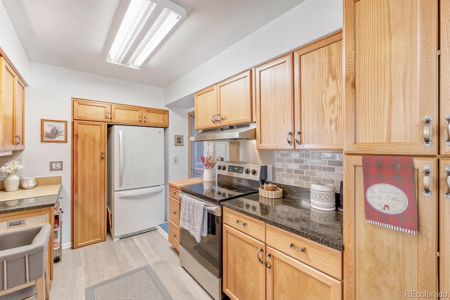 8227 Vanguard Drive Denver CO 80221