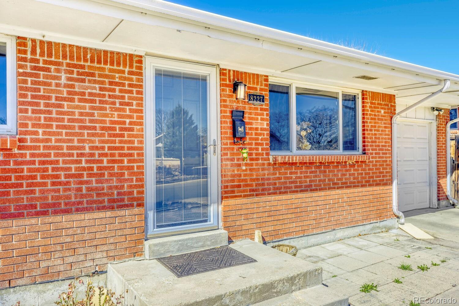 8227 Vanguard Drive Denver CO 80221