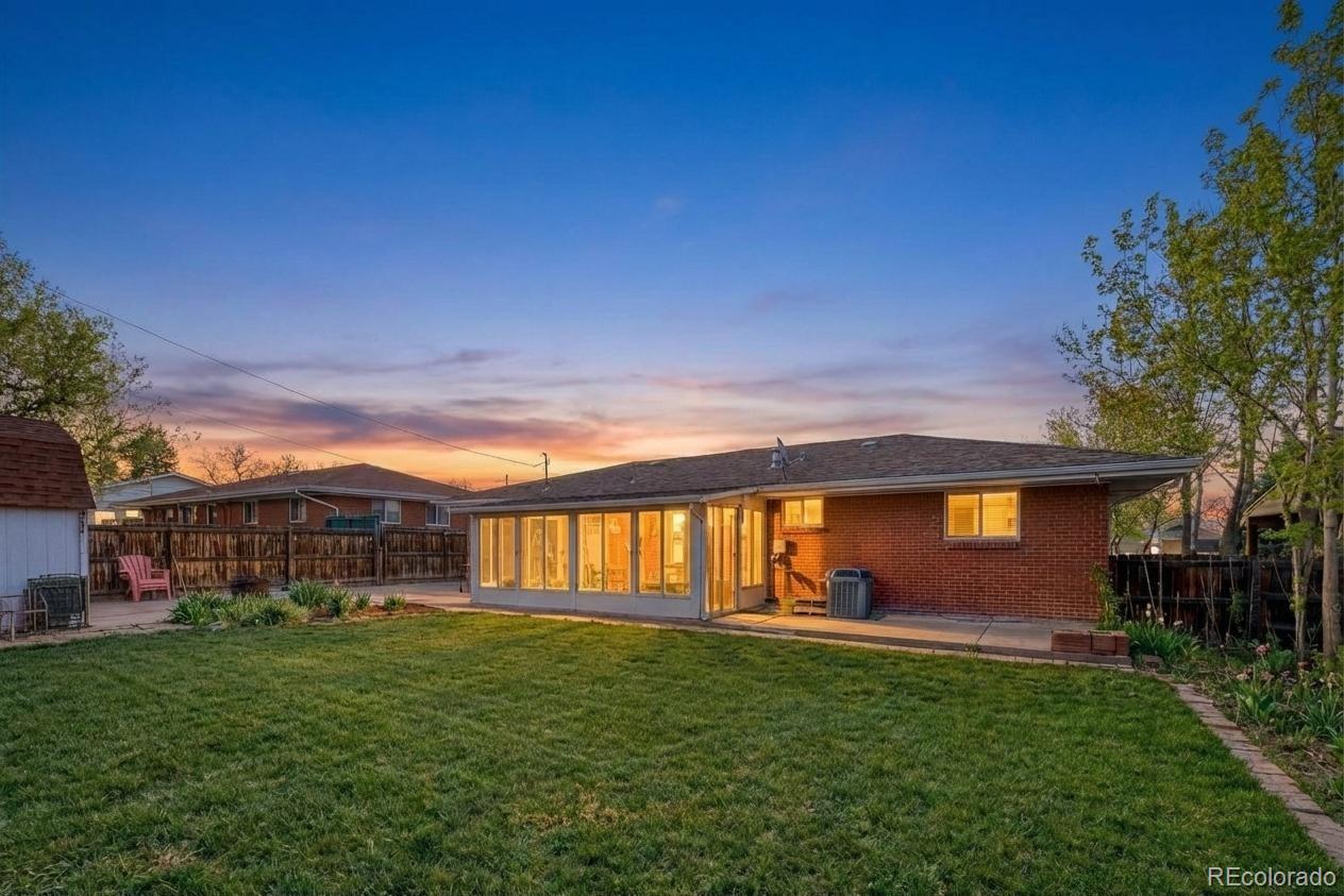 8227 Vanguard Drive Denver CO 80221