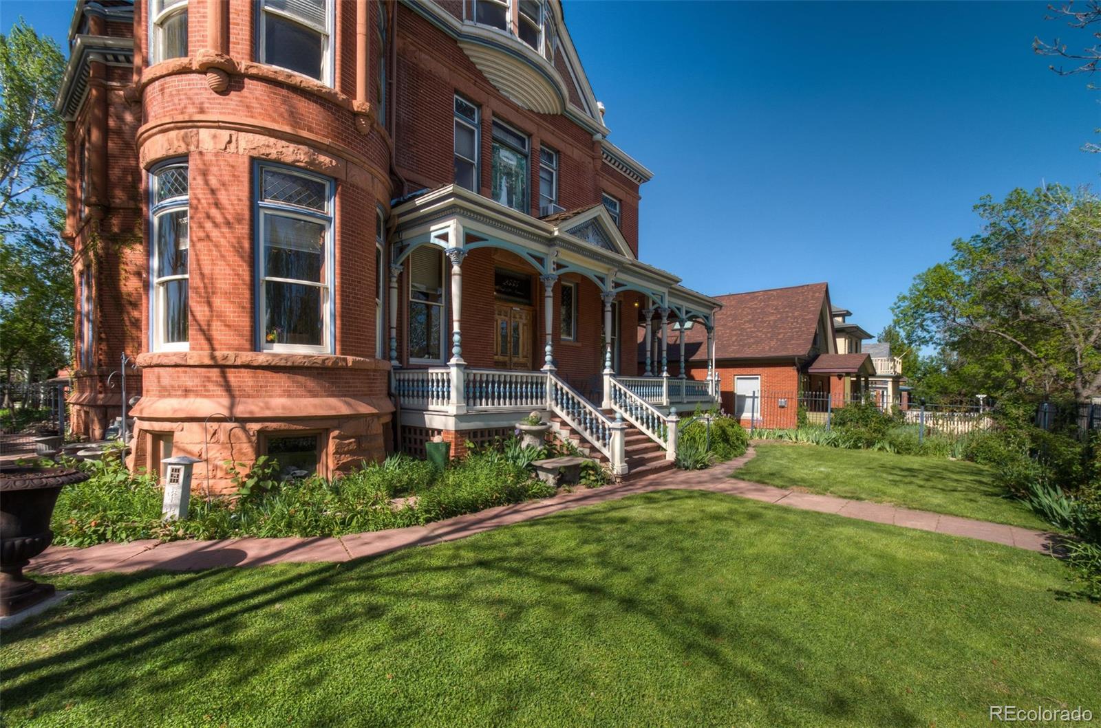 2555 W 37th Avenue Denver CO 80211
