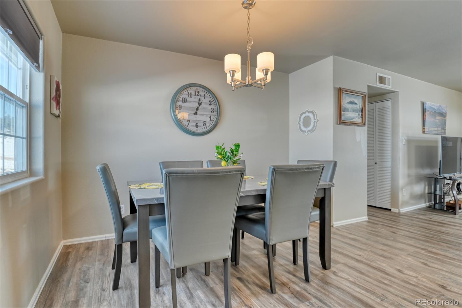 17 Garfield Circle Florissant CO 80816