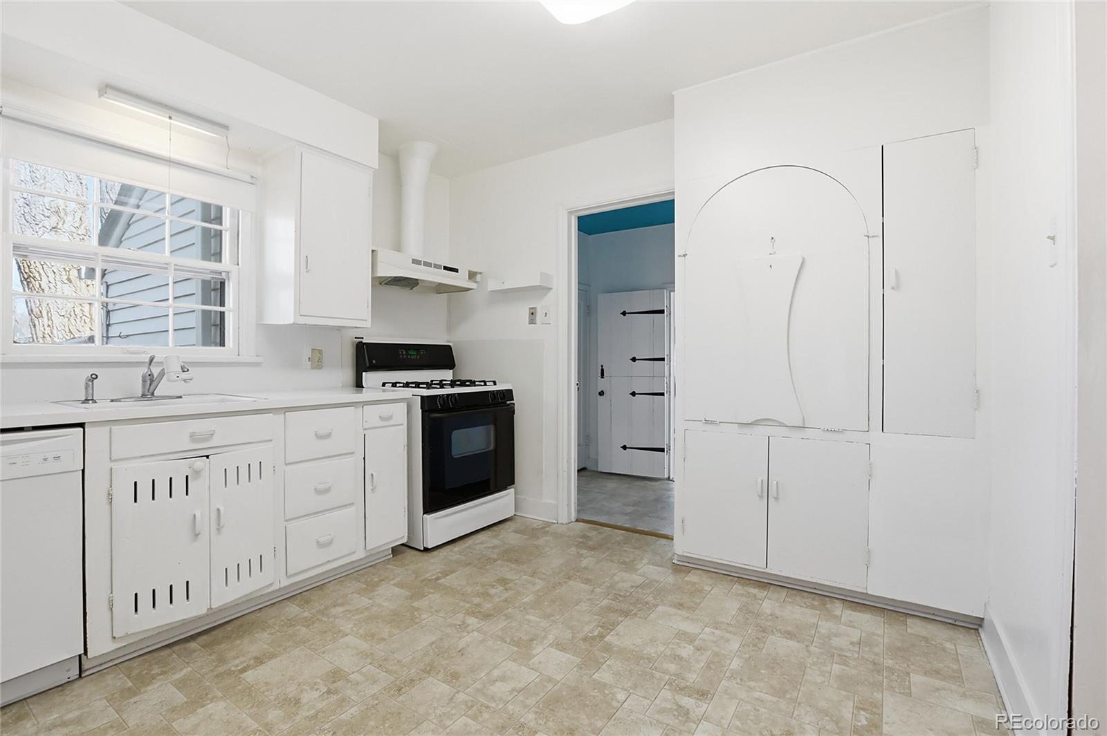 6925 W 14th Avenue Lakewood CO 80214