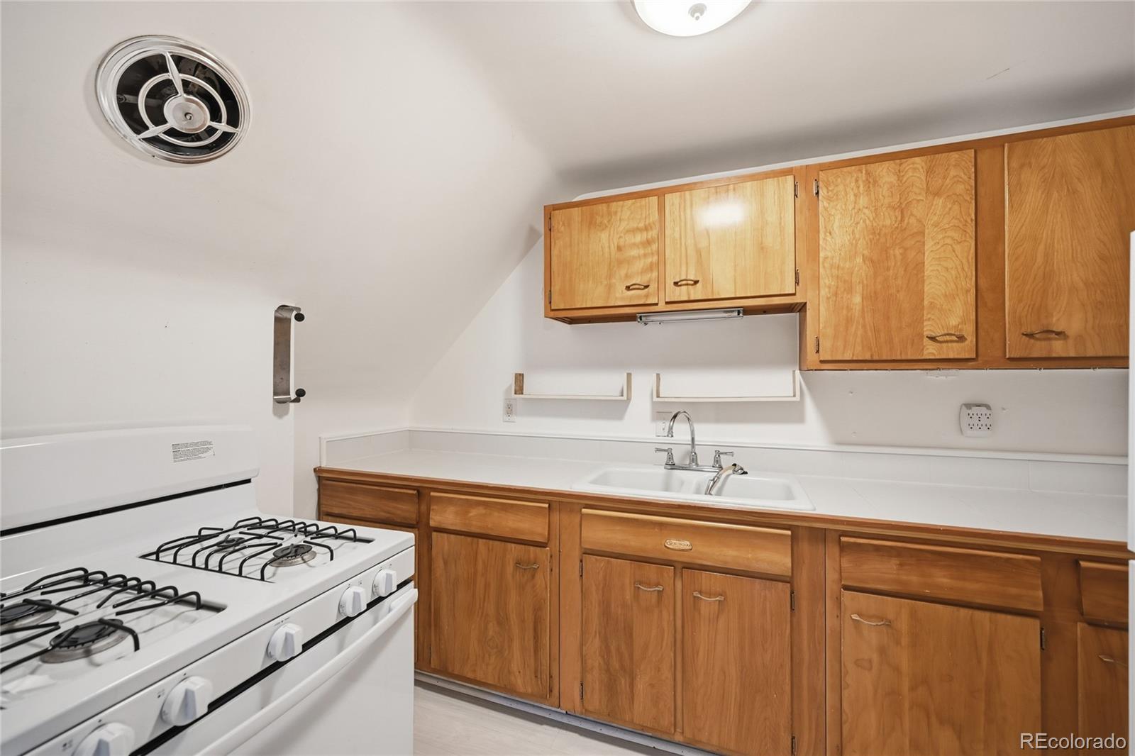 6925 W 14th Avenue Lakewood CO 80214