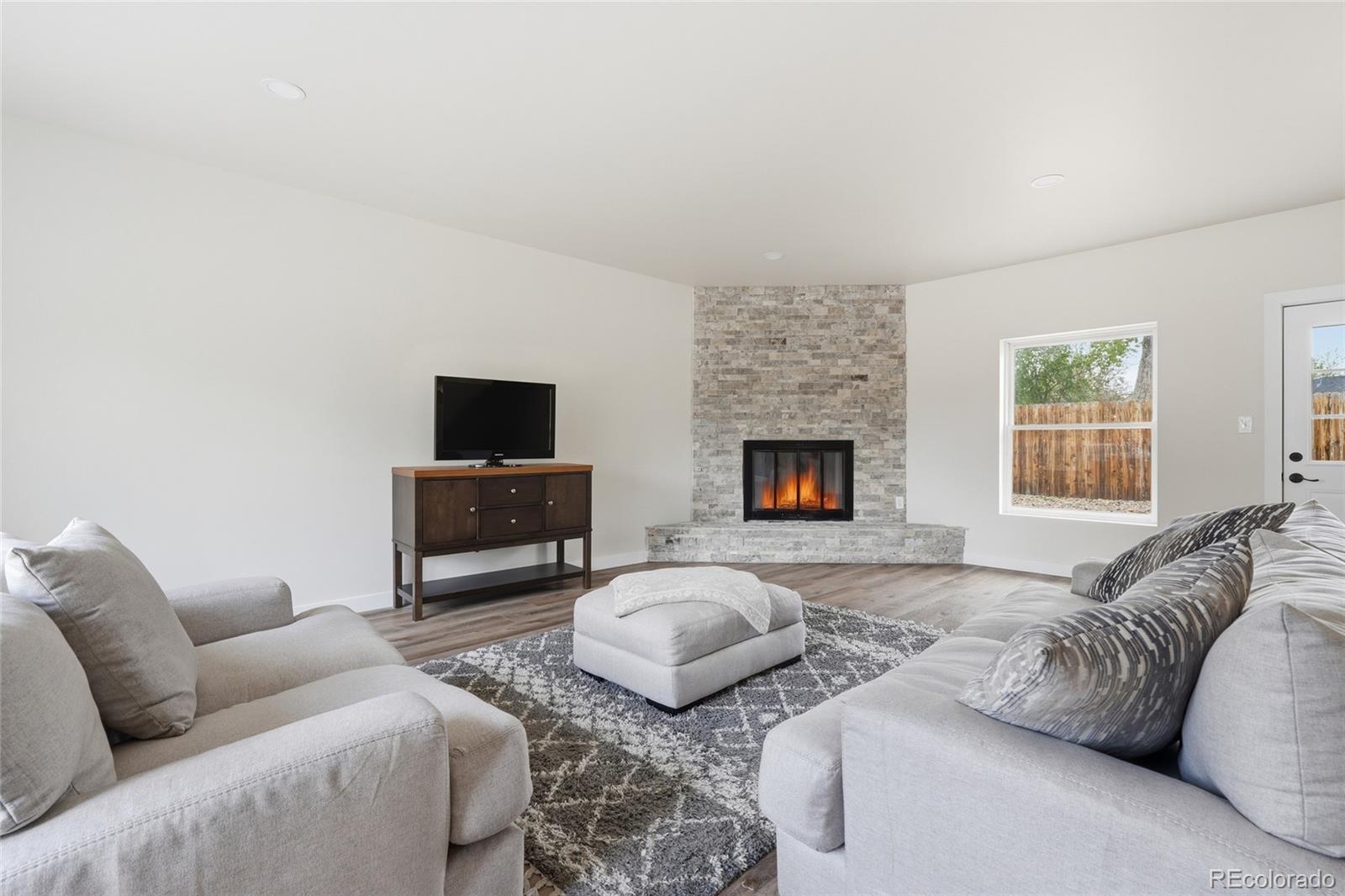 405 Elliott Street Longmont CO 80504