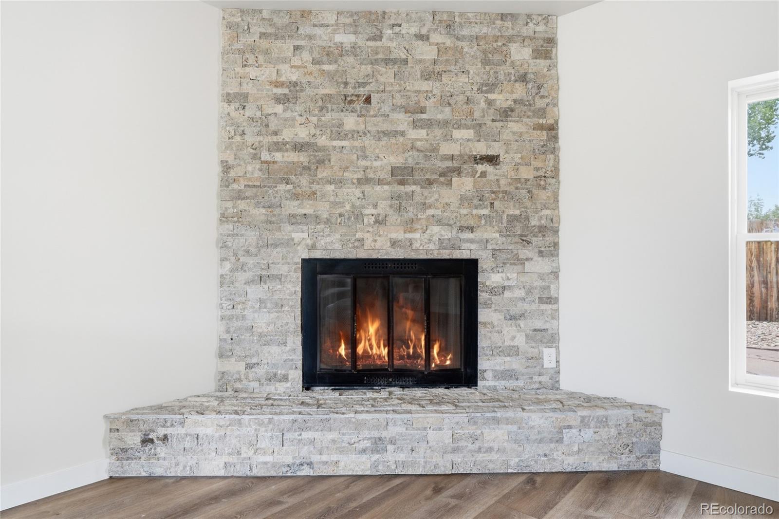 405 Elliott Street Longmont CO 80504