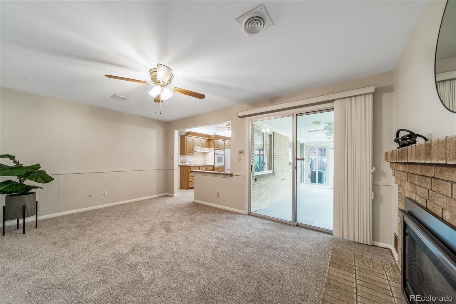 341 Newark Street Aurora CO 80010