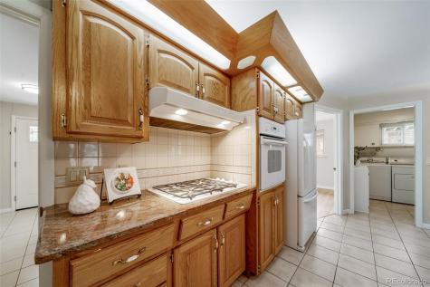 341 Newark Street Aurora CO 80010