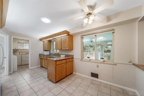 341 Newark Street Aurora CO 80010