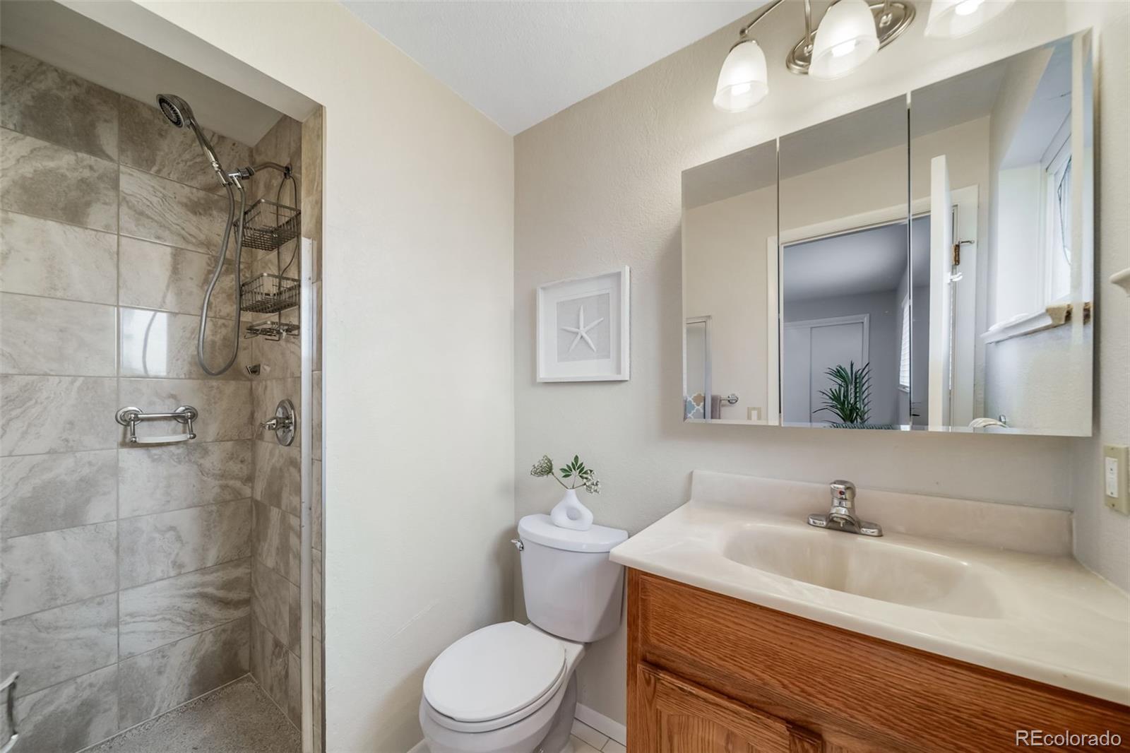 341 Newark Street Aurora CO 80010
