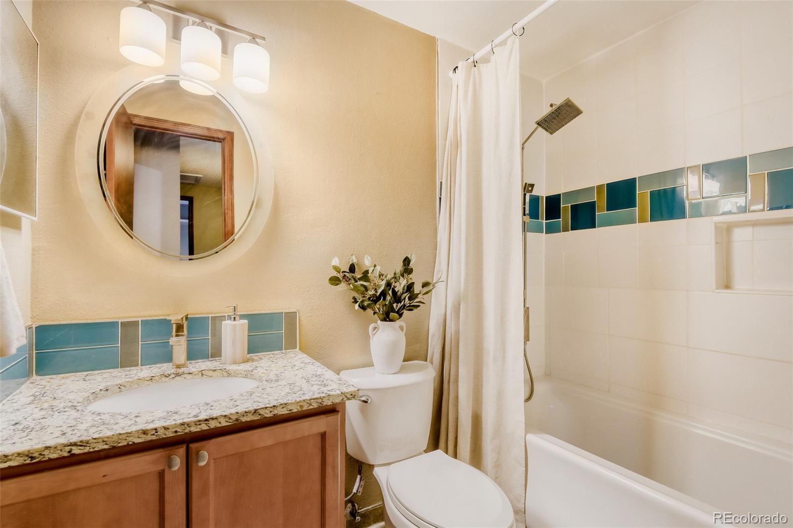 5753 S Lansing Court Englewood CO 80111