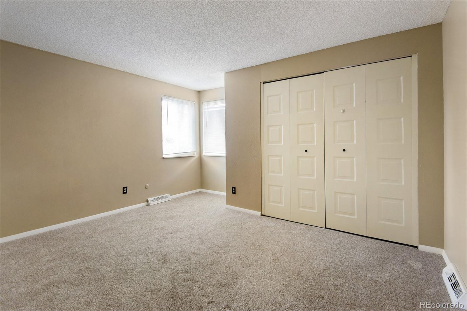 5753 S Lansing Court Englewood CO 80111