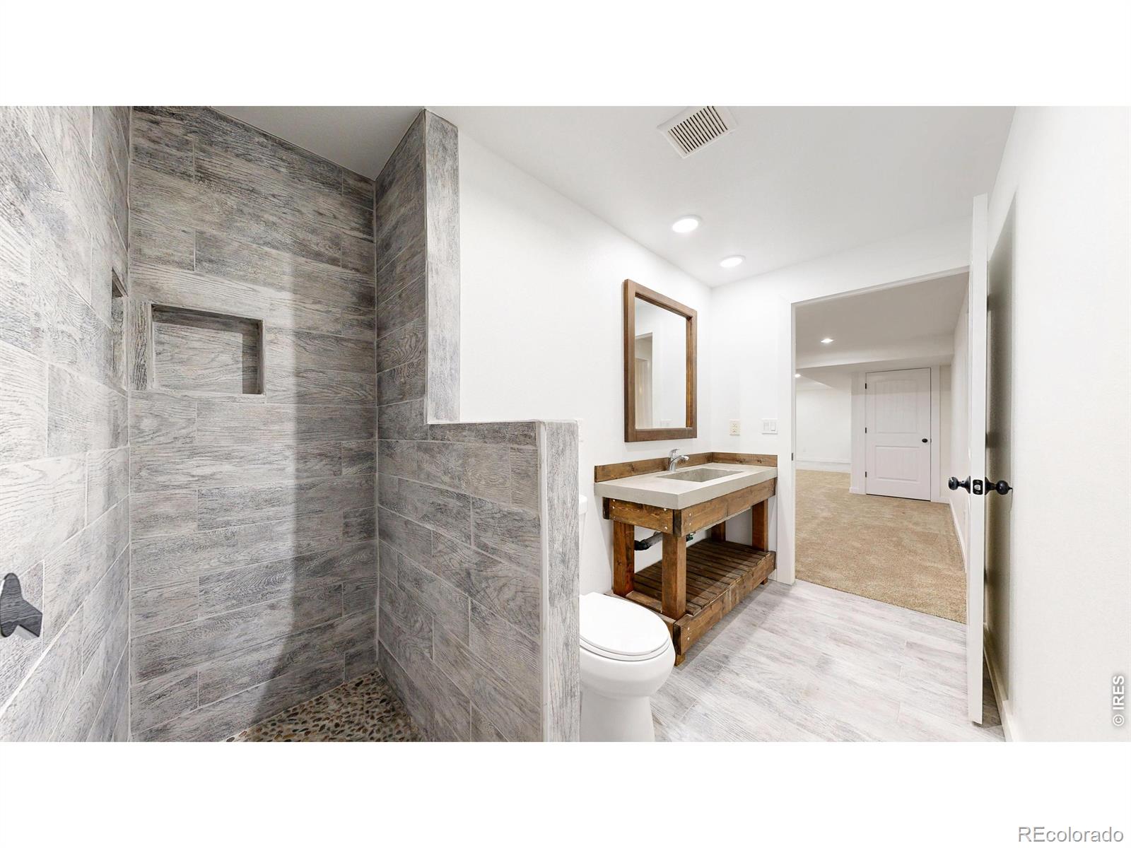 5207 W 2nd Street Greeley CO 80634
