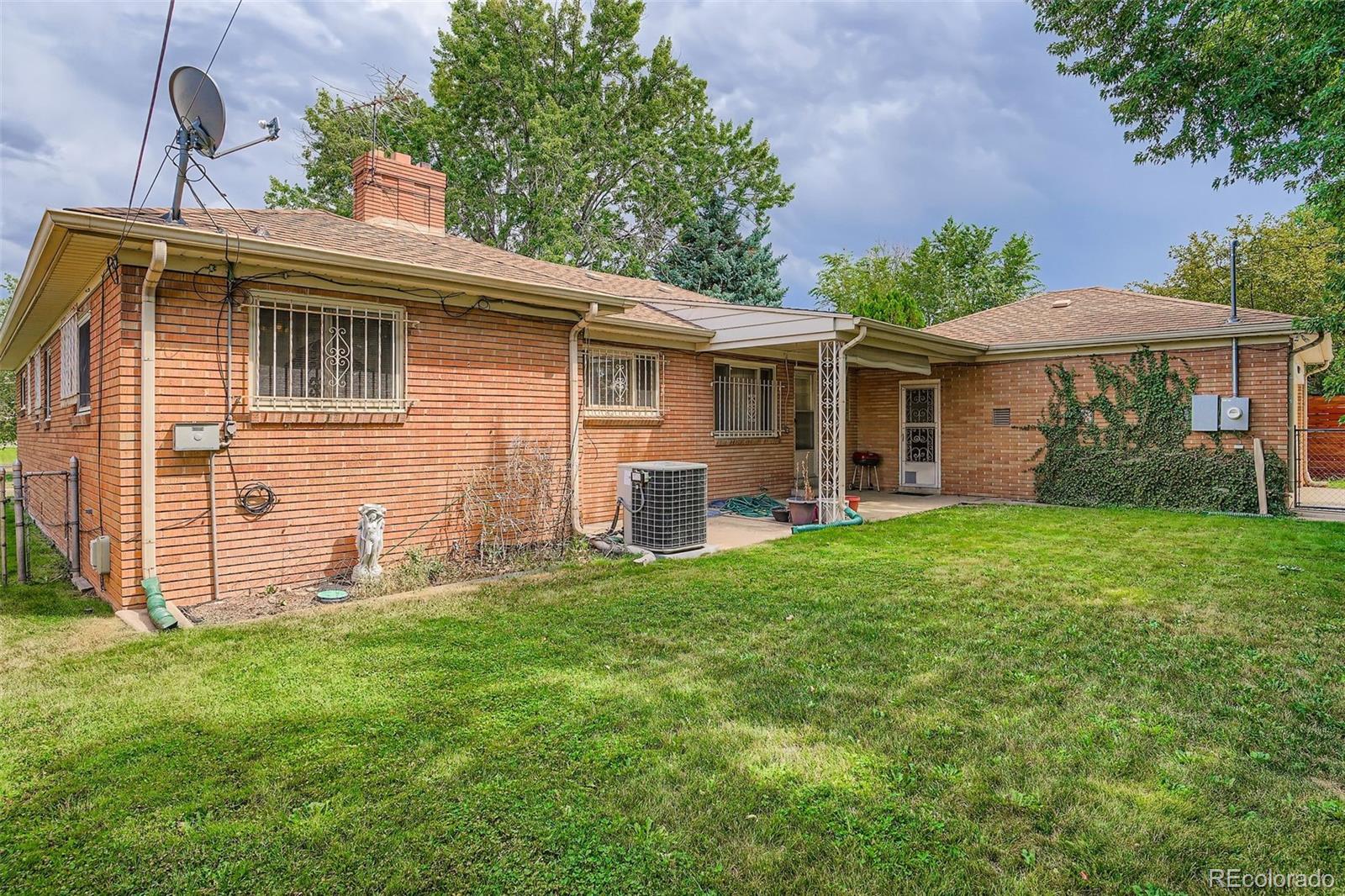 3045 N Monaco Parkway Denver CO 80207
