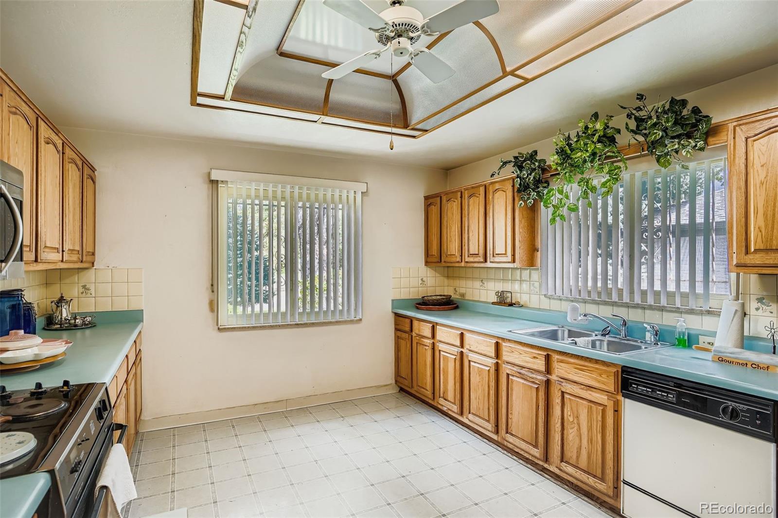 3045 N Monaco Parkway Denver CO 80207