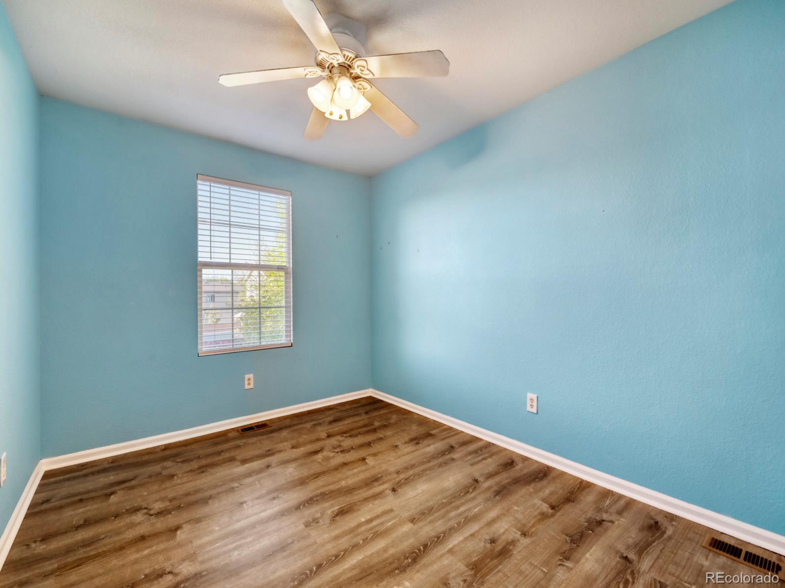 5527 E 100th Way Thornton CO 80229