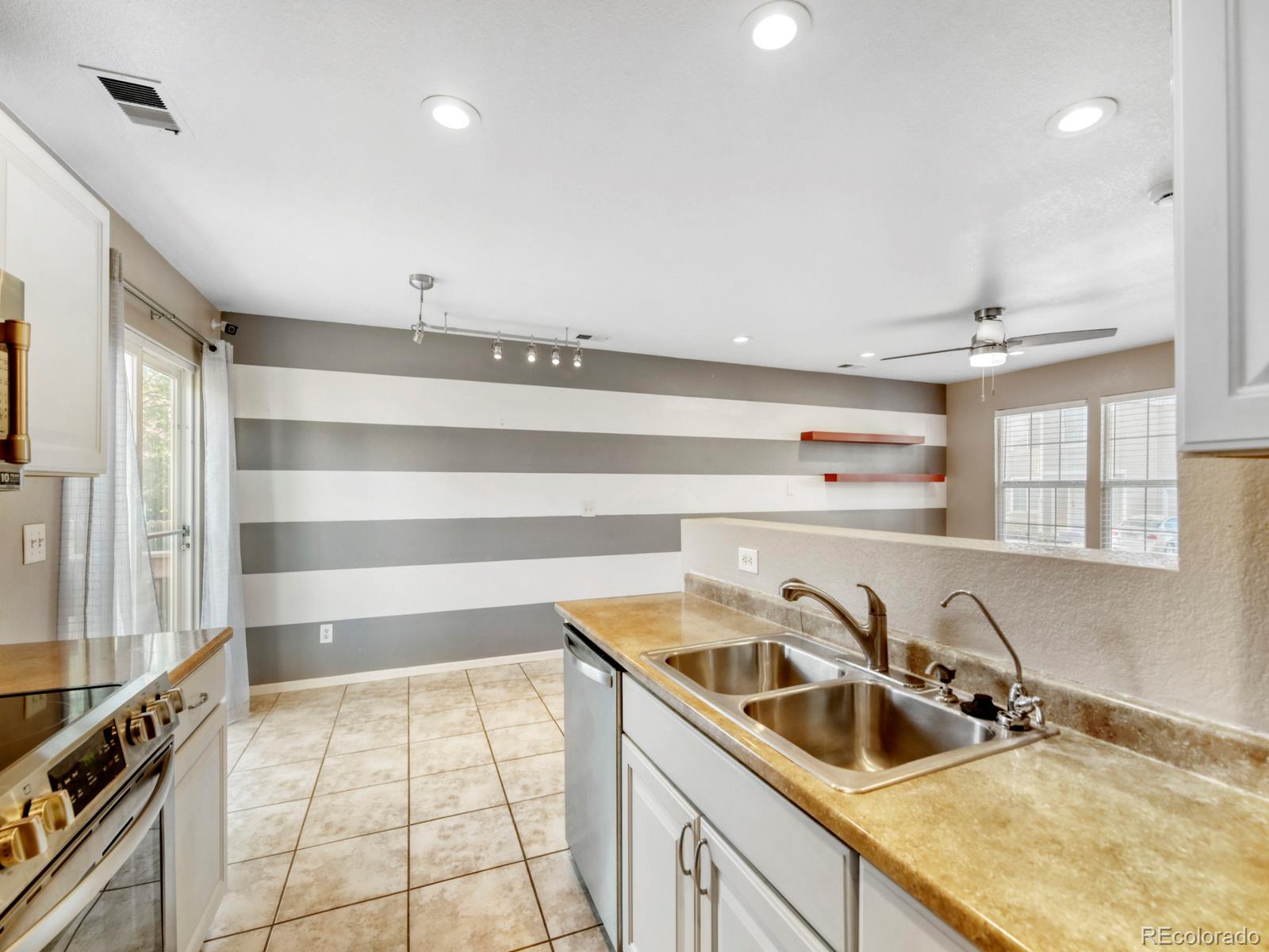 5527 E 100th Way Thornton CO 80229