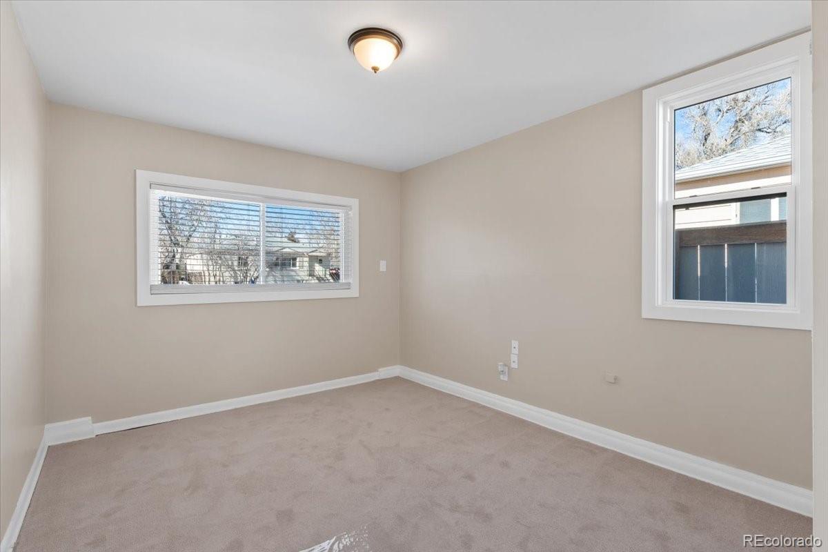 1364 Iola Street Aurora CO 80010