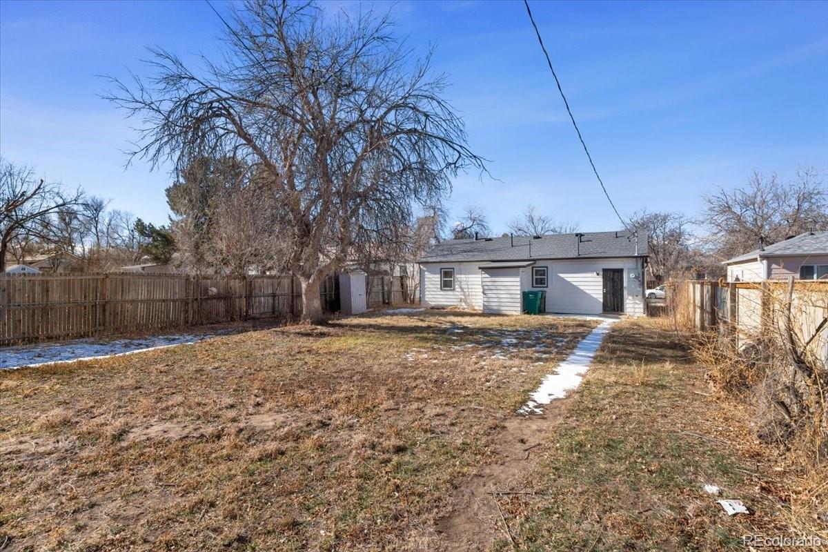1364 Iola Street Aurora CO 80010