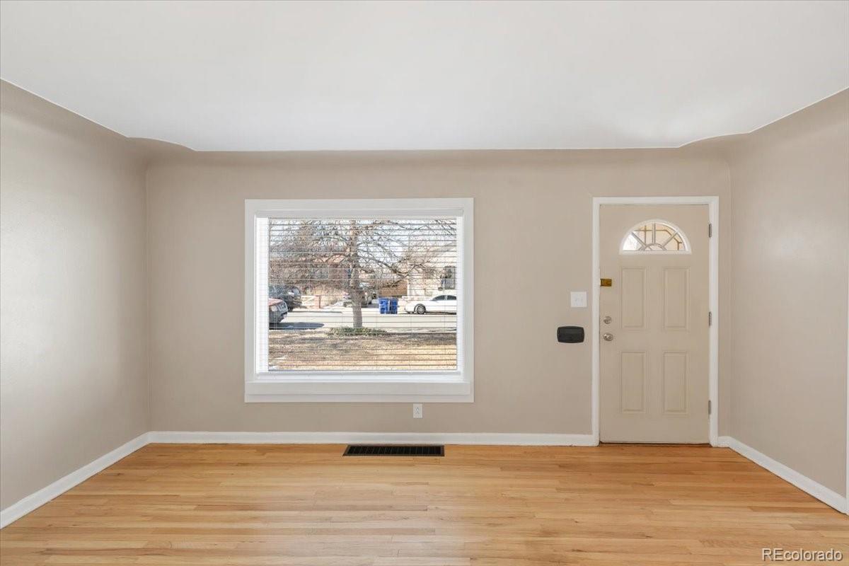1364 Iola Street Aurora CO 80010