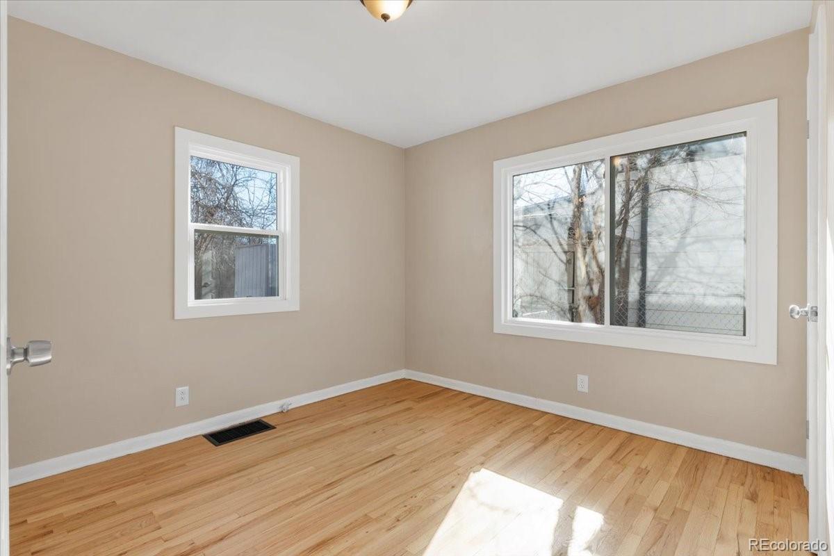 1364 Iola Street Aurora CO 80010